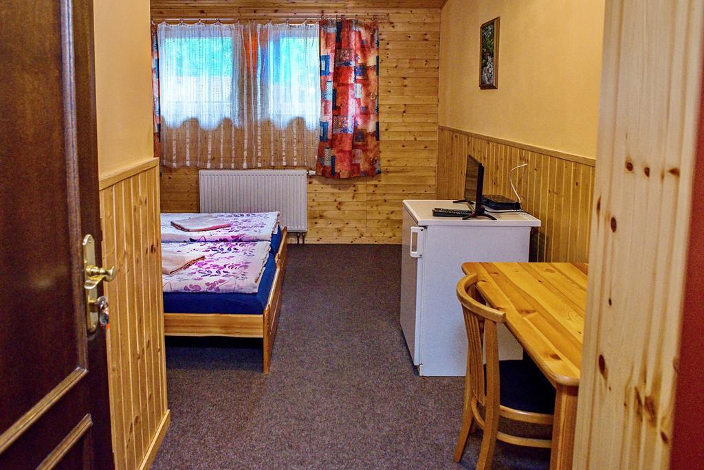 Penzion Radošov ubytování v soukromí Kyselka (Karlovy Vary) Exterior foto